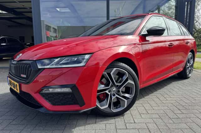 Škoda Octavia (2021) thumbnail 1