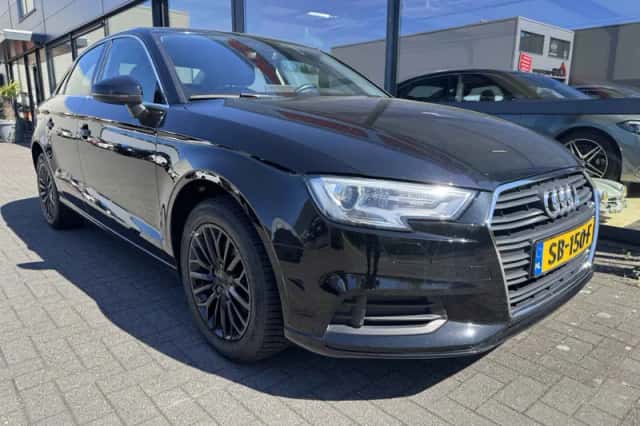 Audi A3 (2018) thumbnail 2