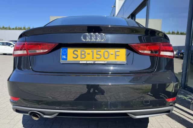 Audi A3 (2018) thumbnail 4