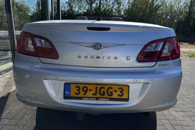 Chrysler Sebring (2009) thumbnail 4