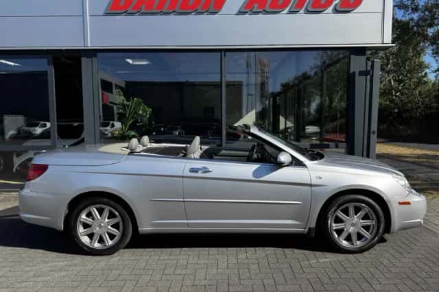 Chrysler Sebring (2009) thumbnail 6
