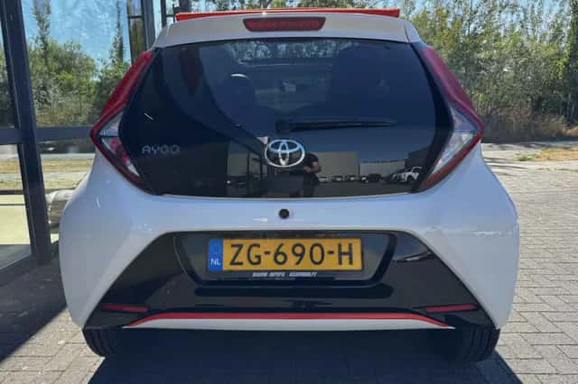 Toyota Aygo (2019) thumbnail 4