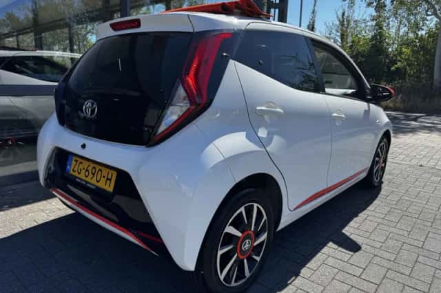 Toyota Aygo (2019) thumbnail 5