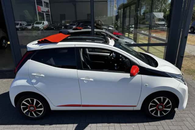 Toyota Aygo (2019) thumbnail 6