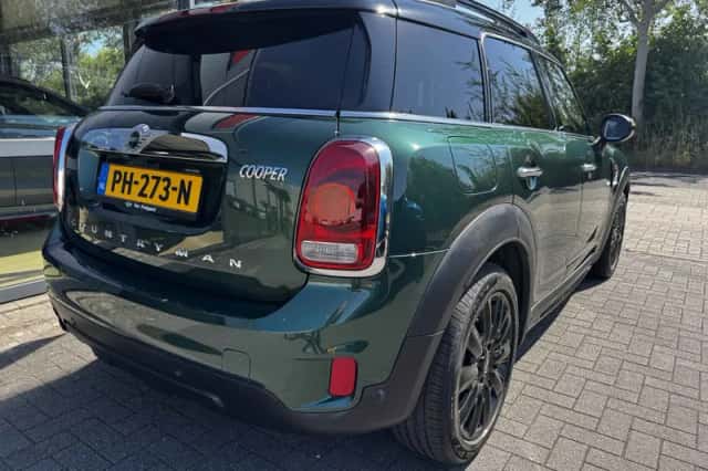 MINI Countryman (2017) thumbnail 5