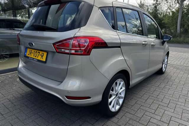 Ford B-Max (2016) thumbnail 5