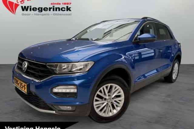 Volkswagen T-Roc (2020) thumbnail 1