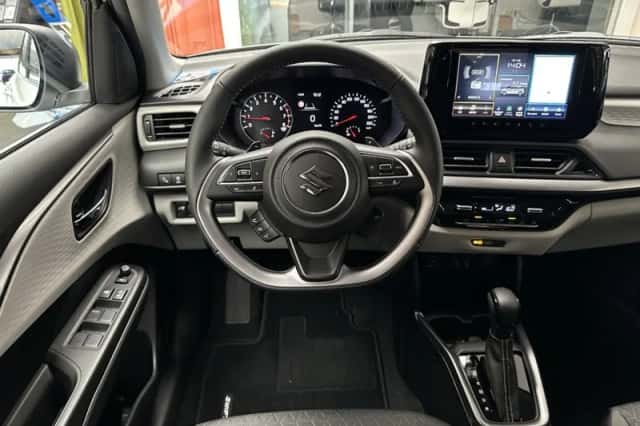 Suzuki Swift (2026) thumbnail 2