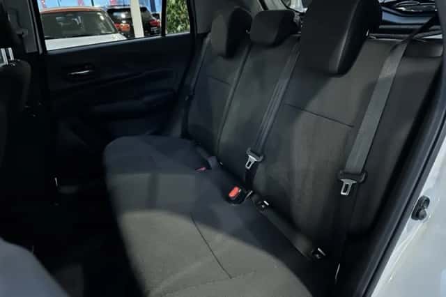 Suzuki Swift (2026) thumbnail 6