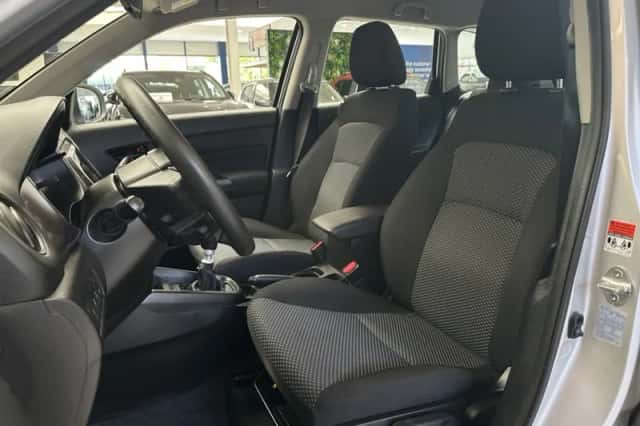 Suzuki Vitara (2022) thumbnail 4