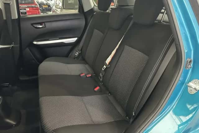 Suzuki Vitara (2016) thumbnail 6