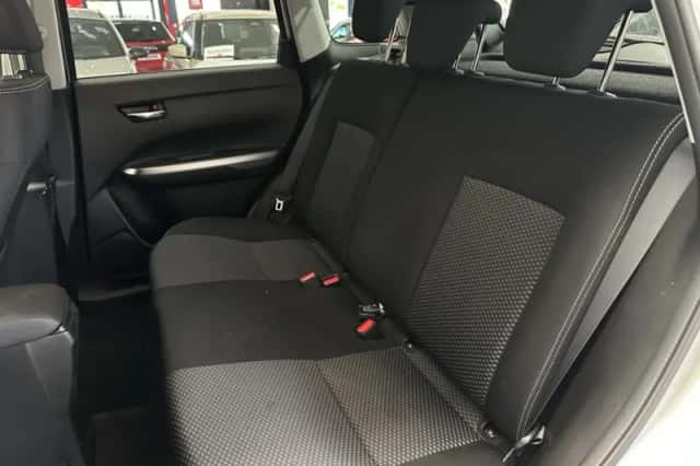Suzuki Vitara (2025) thumbnail 6