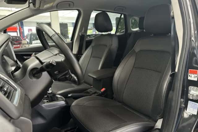 Suzuki S-Cross (2022) thumbnail 4