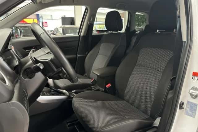 Suzuki Vitara (2019) thumbnail 4