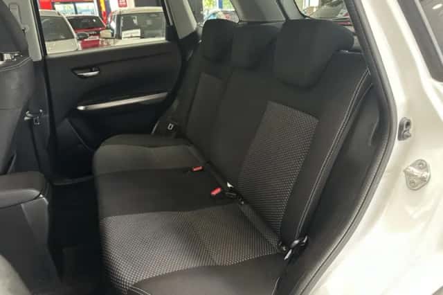 Suzuki Vitara (2019) thumbnail 6