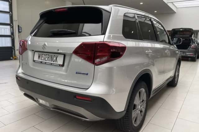 Suzuki Vitara (2025) thumbnail 3