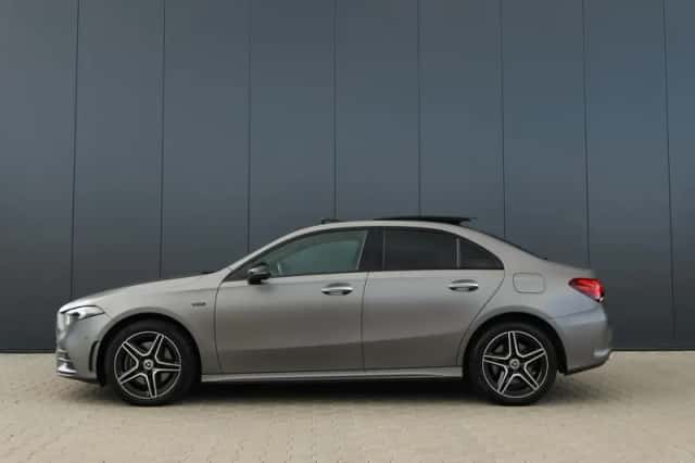 Mercedes-Benz A-Klasse (2021) thumbnail 3