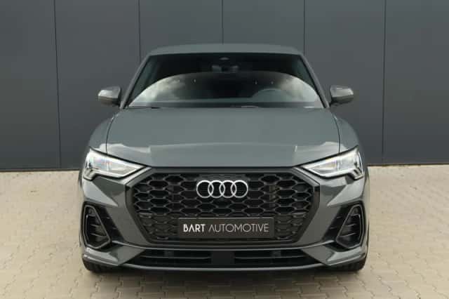Audi Q3 Sportback (2022) thumbnail 2