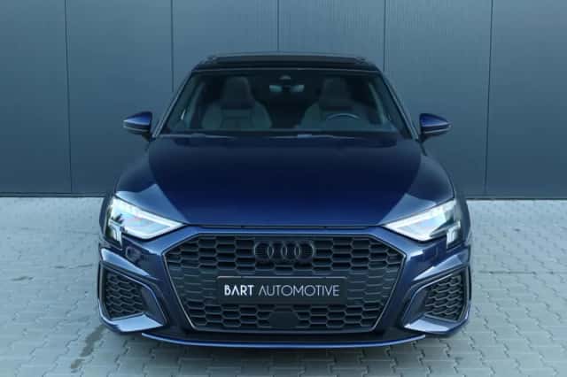 Audi A3 (2021) thumbnail 2