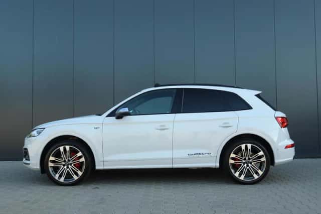 Audi SQ5 (2018) thumbnail 3