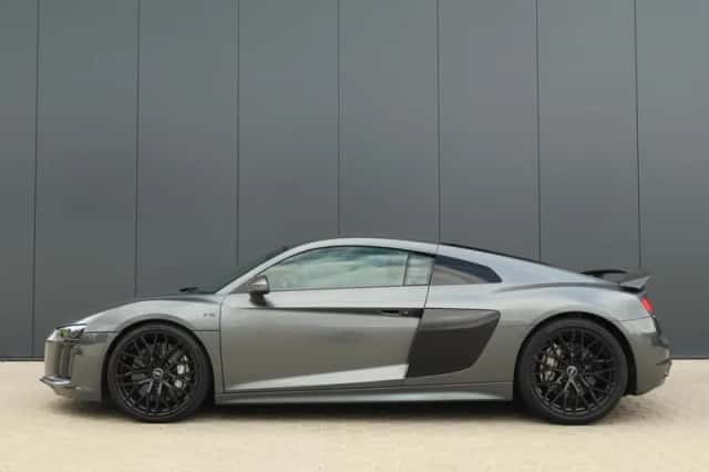 Audi R8 (2018) thumbnail 3