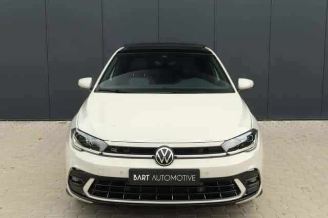 Volkswagen Polo (2022) thumbnail 2