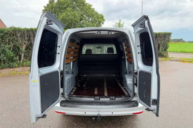 Volkswagen Caddy (2016) thumbnail 5