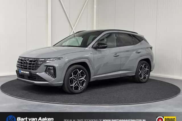 Hyundai Tucson (2022) thumbnail 1