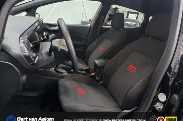 Ford Fiesta (2022) thumbnail 4