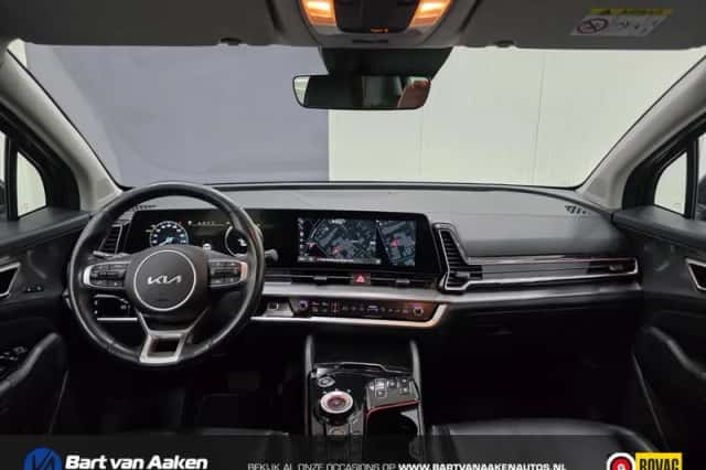 Kia Sportage (2022) thumbnail 3
