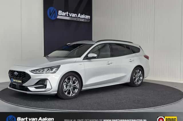 Ford Focus (2025) thumbnail 1