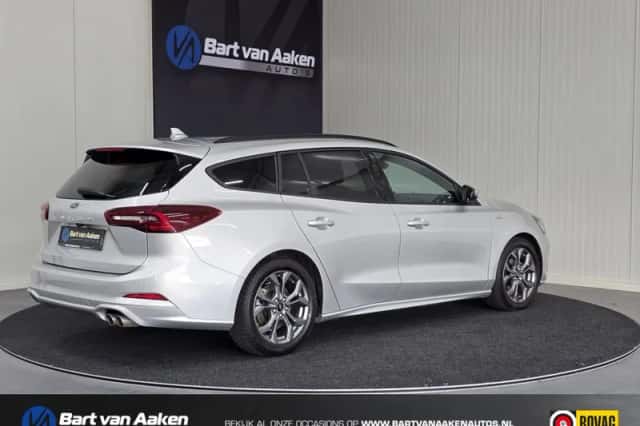 Ford Focus (2025) thumbnail 6