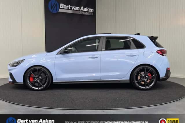 Hyundai i30 (2021) thumbnail 2