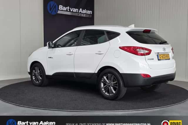 Hyundai ix35 (2015) thumbnail 5