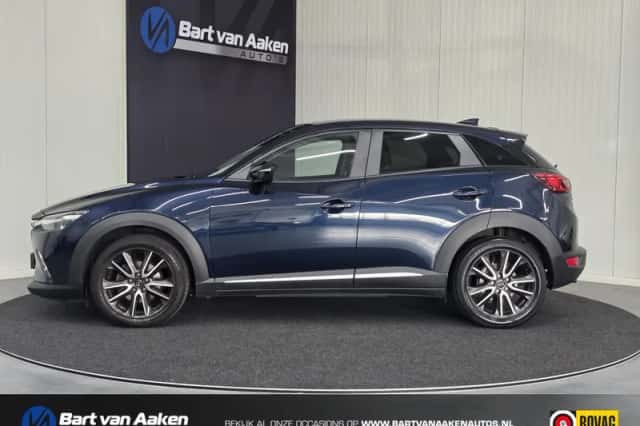 Mazda CX-3 (2016) thumbnail 2
