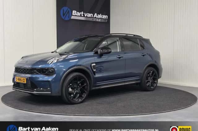 Lynk & Co 01 (2023) thumbnail 1