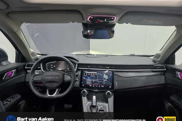 Lynk & Co 01 (2023) thumbnail 3