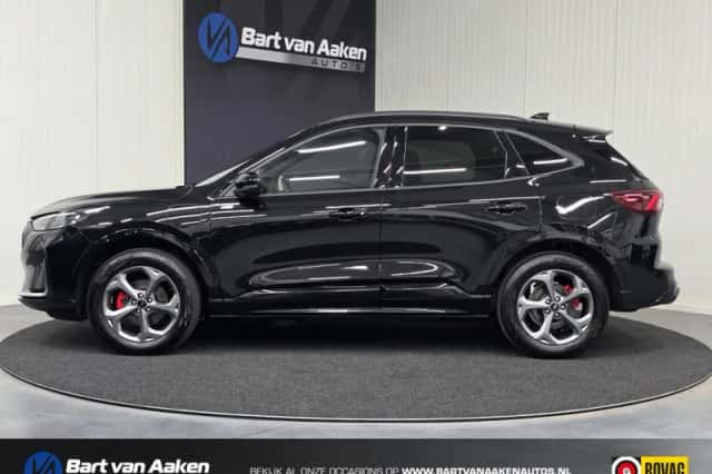 Ford Kuga (2025) thumbnail 2