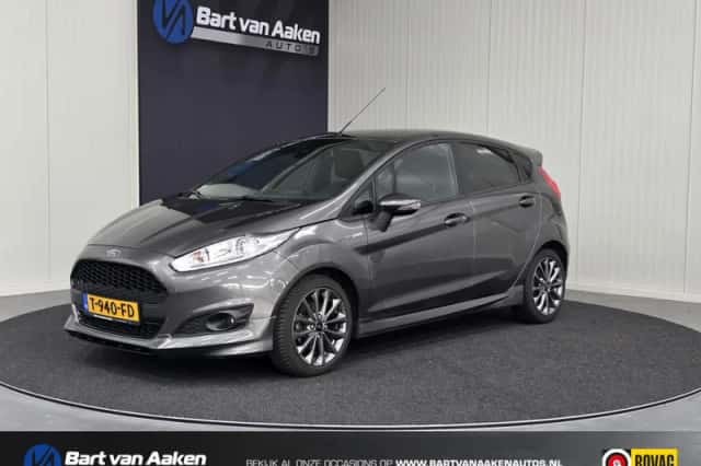 Ford Fiesta (2017) thumbnail 1