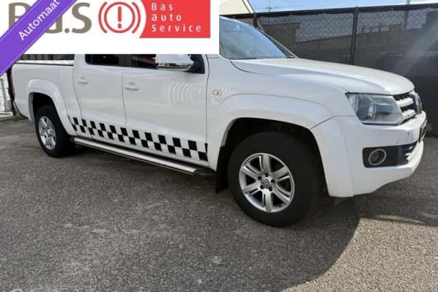 Volkswagen Amarok (2012) thumbnail 3