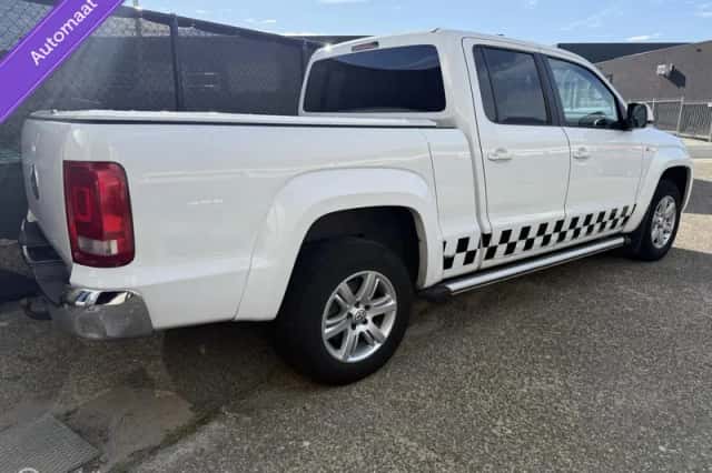 Volkswagen Amarok (2012) thumbnail 5