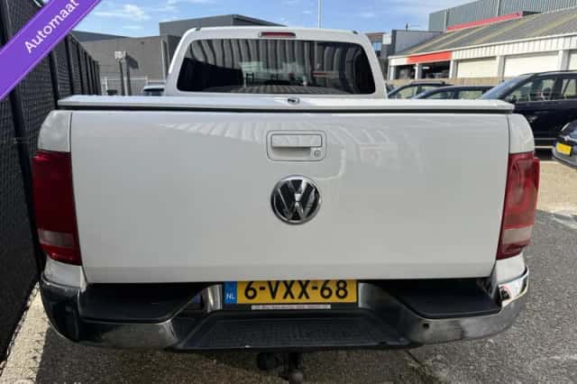 Volkswagen Amarok (2012) thumbnail 6