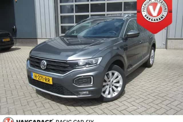 Volkswagen T-Roc (2020) thumbnail 1