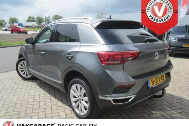Volkswagen T-Roc (2020) thumbnail 5