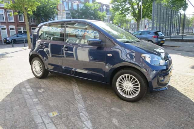 Volkswagen Up! (2013) thumbnail 5