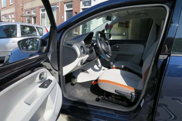 Volkswagen Up! (2013) thumbnail 6