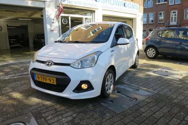 Hyundai i10 (2014) thumbnail 2
