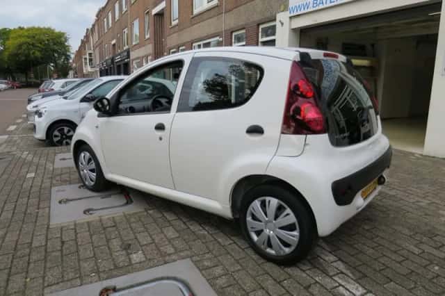 Peugeot 107 (2014) thumbnail 3