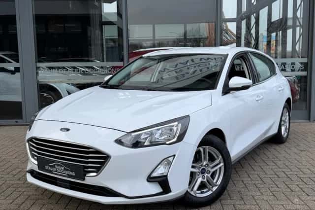 Ford Focus (2022) thumbnail 1