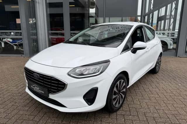 Ford Fiesta (2022) thumbnail 2